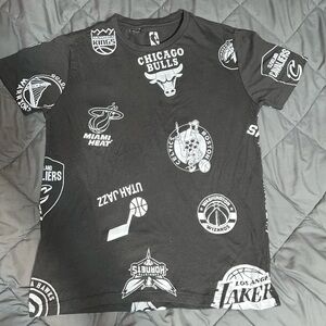 Men's basketball tshirt size xs